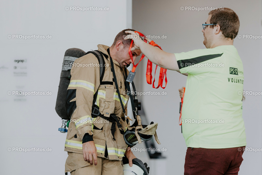 240825_Treppenlauf-340 | Professionelle Fotos Ihrer Laufsportveranstaltung.