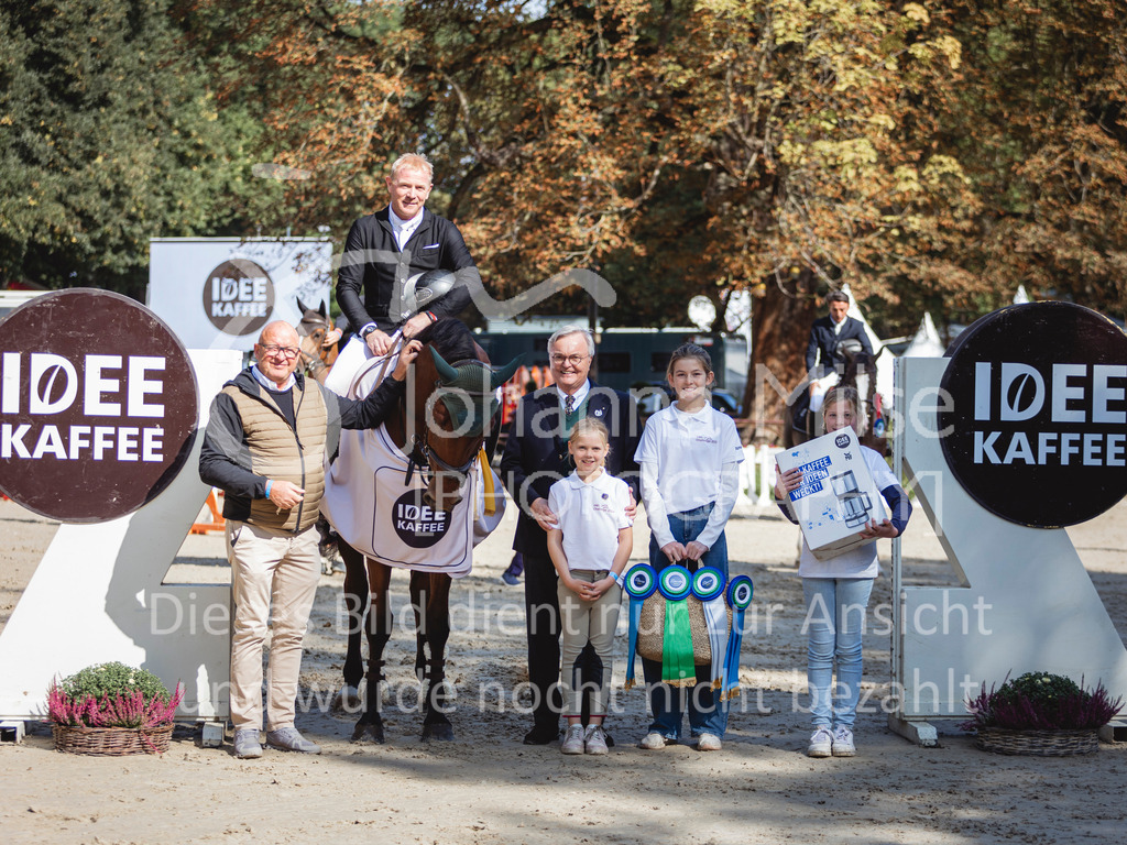 240915_OWLCh_MT-483 | Deine schönsten Turniermomente als professionelle Fotos! Entdecke hochwertige Pferdesport-Fotografie im Online-Shop. Jetzt Fotos finden & bestellen!