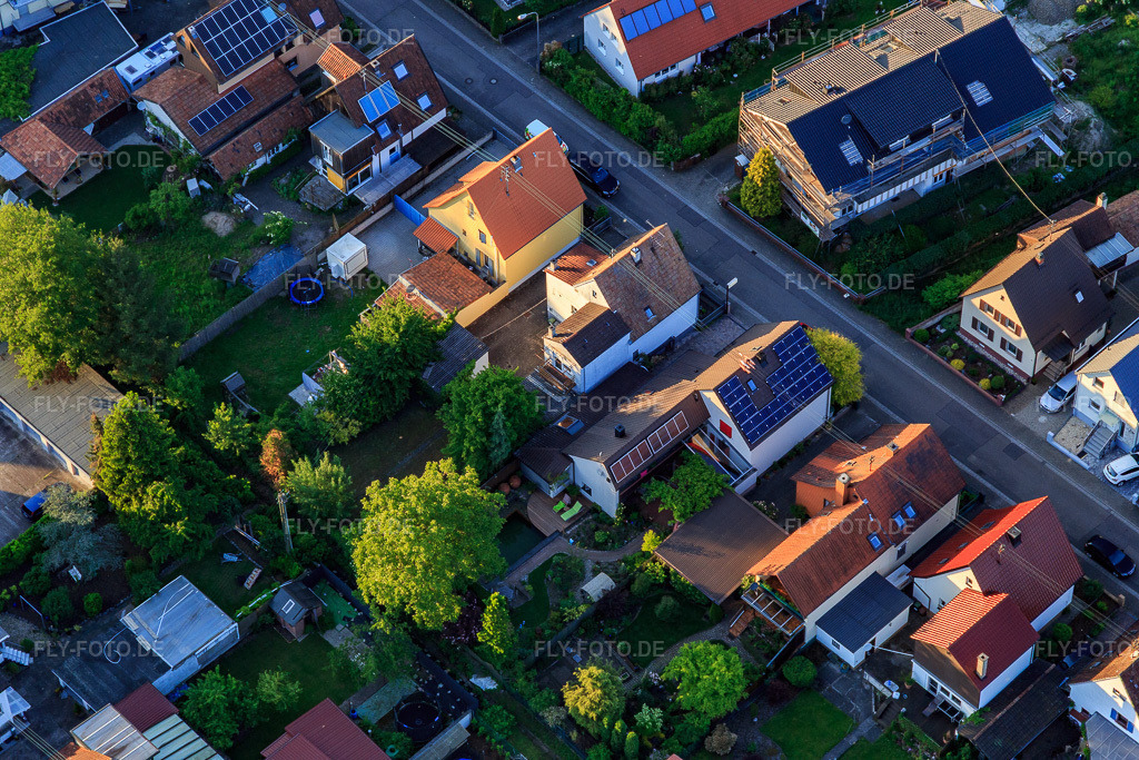 Luftbild: Baustelle MFH Waldstr in Kandel im Bundesland Rheinland-Pfalz in Deutschland. Foto: IMG_114141.jpg vom 23.05.2019 durch Werner Riehm/FLY-FOTO.de