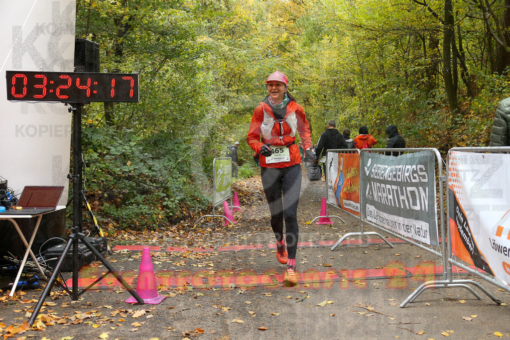 251026_1325_EX1_3452 | Sportfotografie im Rhein-Sieg Kreis, Köln, Bonn, NRW, Rheinland Pfalz, Hessen, etc. Unser Tätigkeitsfeld umfasst den Laufsport vom Volkslauf über den Marathon, Duathlon, Triathon bis zum Ultralauf wie Kölnpfad Ultra oder Schindertrail.