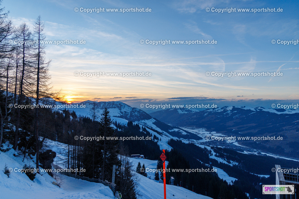 SZI_6301 | VerticalUp! #vertical_up_kitzbuehel #sportshot_your_pictrs #yourpictrs #dinafit #verticalup!2026