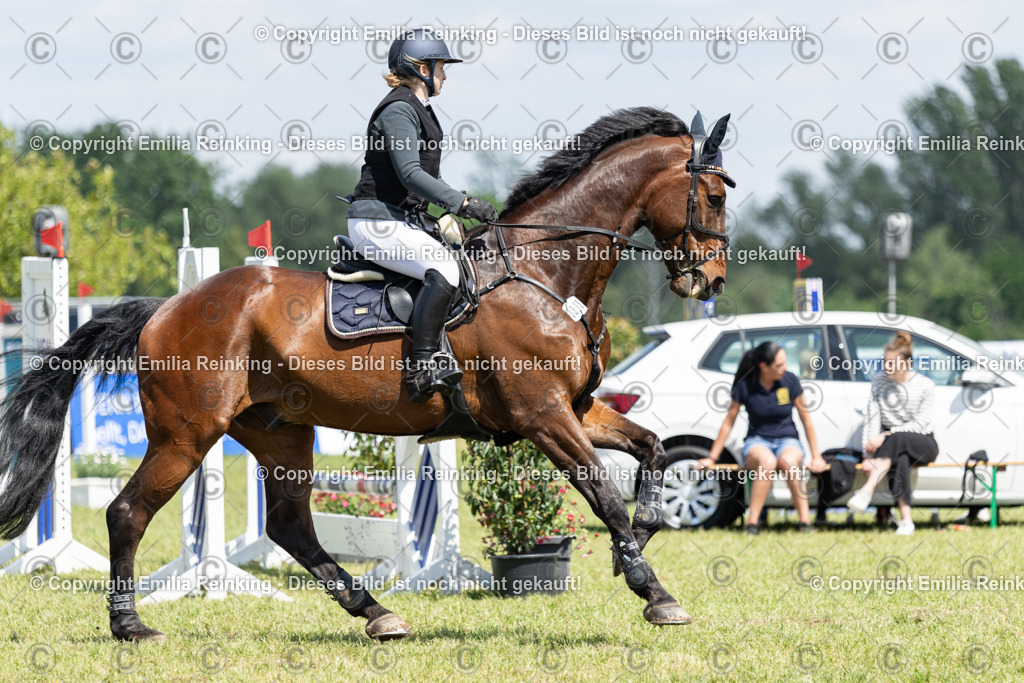 CL5A8417 | Emilia Reinking Fotografie - Realisiert mit Pictrs.com