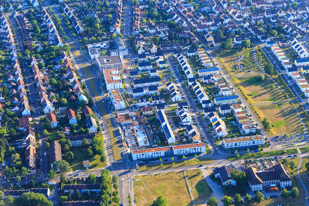 Luftbild: Neubaugebiet Keßlaustr im Ortsteil Knielingen in Karlsruhe im Bundesland Baden-Württemberg in Deutschland. Foto: IMG_080820.jpg vom 13.06.2015 durch Werner Riehm/FLY-FOTO.de