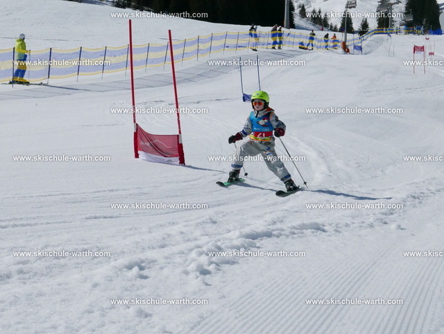 Hanne (4) | Photos von der Skischule Warth - Realisiert mit Pictrs.com