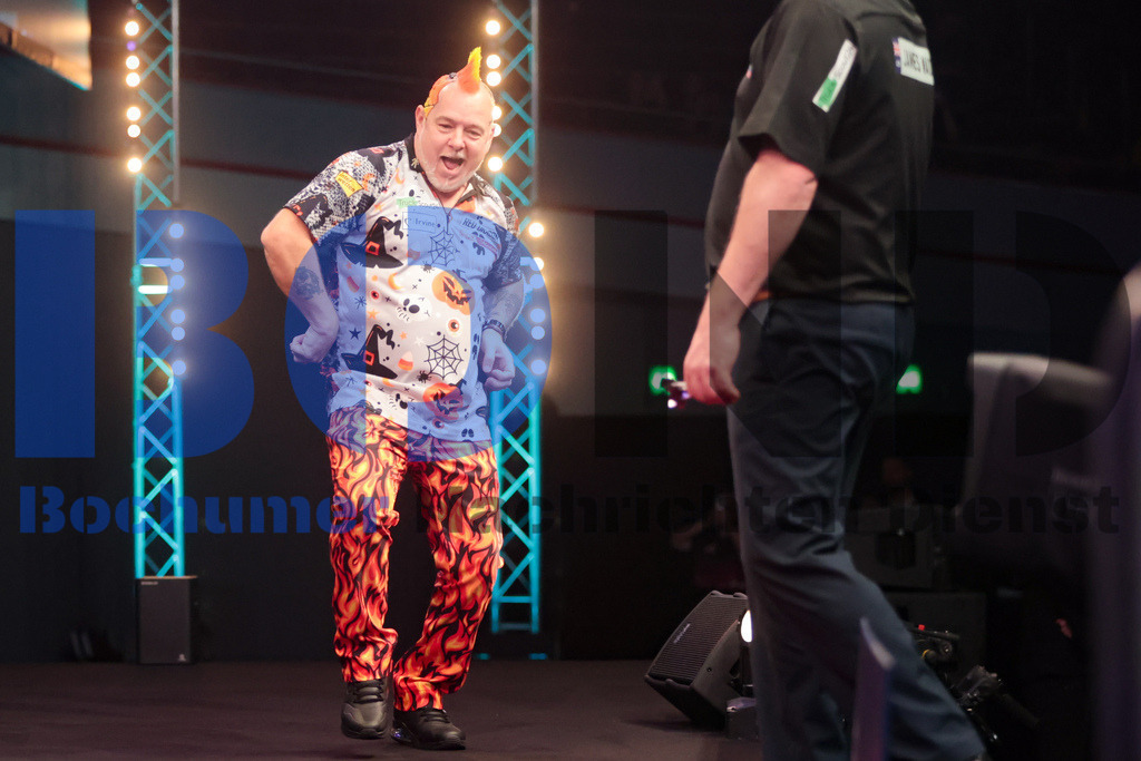  29.10.2023 - 
 | Sebastian Sendlak / Bochumer Nachrichtendienst (BOND) - PDC European Darts Championship: Finale {Persons shown} - Realisiert mit Pictrs.com