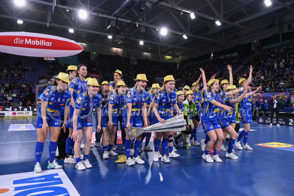 Kloten-Dietlikon Jets vs Skorpion Emmental Zollbrück - 15. April 2023 | 15.04.2023, Kloten, stimo arena, Swiss Unihockey Superfinal Frauen: Kloten-Dietlikon Jets - UHV Skorpion Emmental, Kloten-Dietlikon Jets sind Unihockey Schweizer Meisterinnen 2022/23. - Realisiert mit Pictrs.com