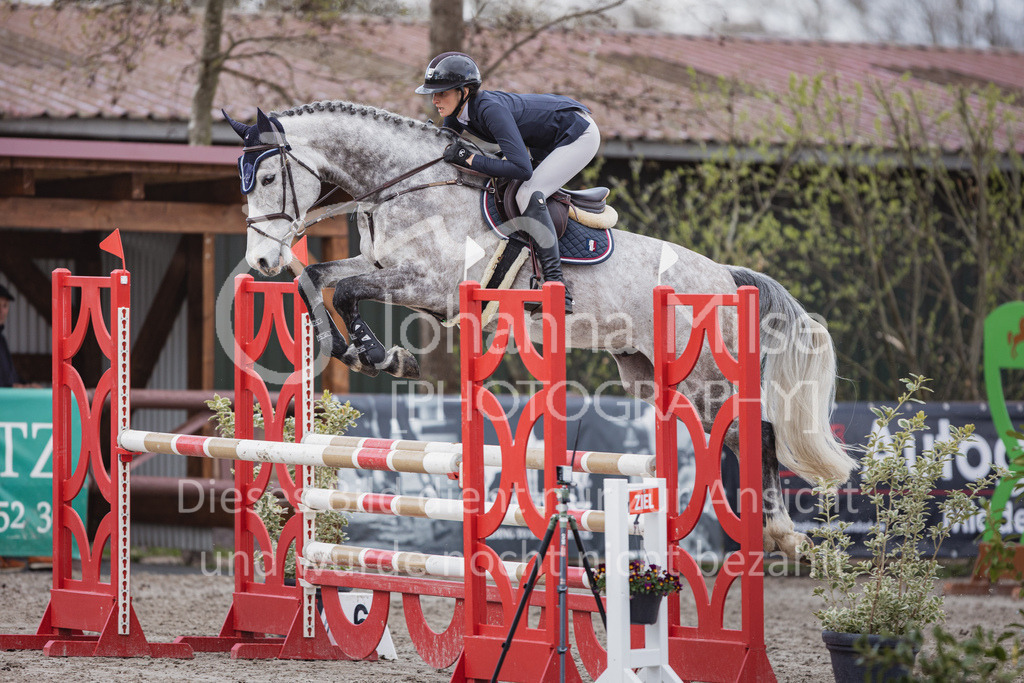 230411_Mühlen_03SprPf-L-407 | Deine schönsten Turniermomente als professionelle Fotos! Entdecke hochwertige Pferdesport-Fotografie im Online-Shop. Jetzt Fotos finden & bestellen!