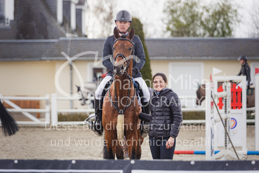 220403_HF-Laar_S-Spr-552 | SEASON OPENING 2022
Herford Laar
03.04.2022
09 Springprfg.Kl.S m.St.*