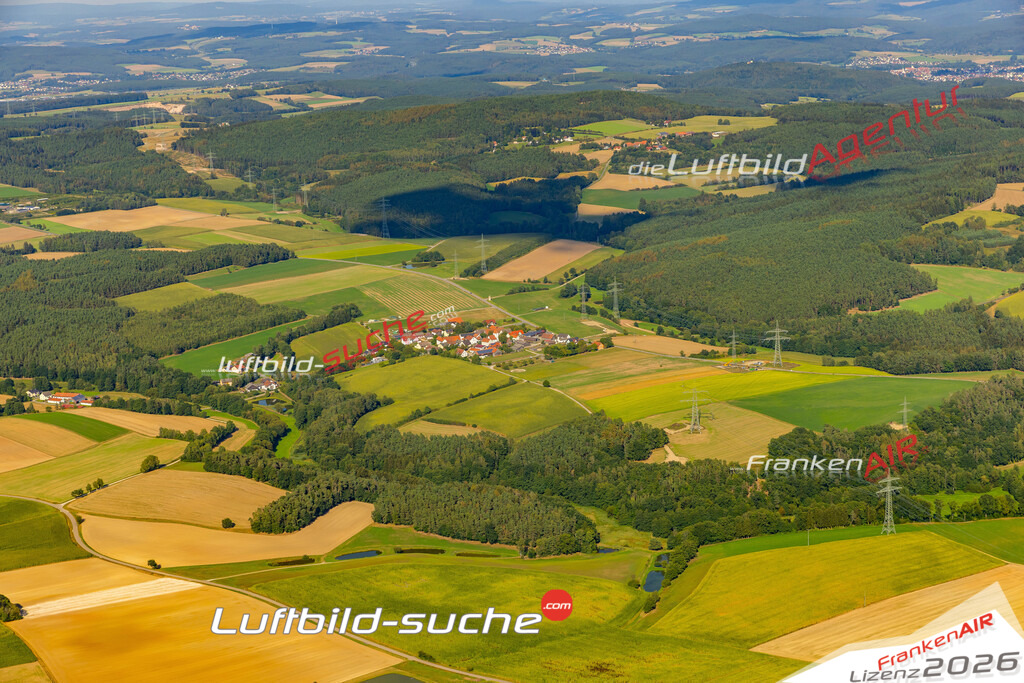 Das Luftbild zeigt : Gösselsdorf Schmidgaden - Die Luftaufnahme wurde 2024 vom UL-Flugzeug aus erstellt ( keine Drohne ) - Hochauflösende Luftaufnahme - Für grossformatige Ausdrucke geeignet. Die Geschenkidee !Mit Lizenz und Bildrechte bestellbar