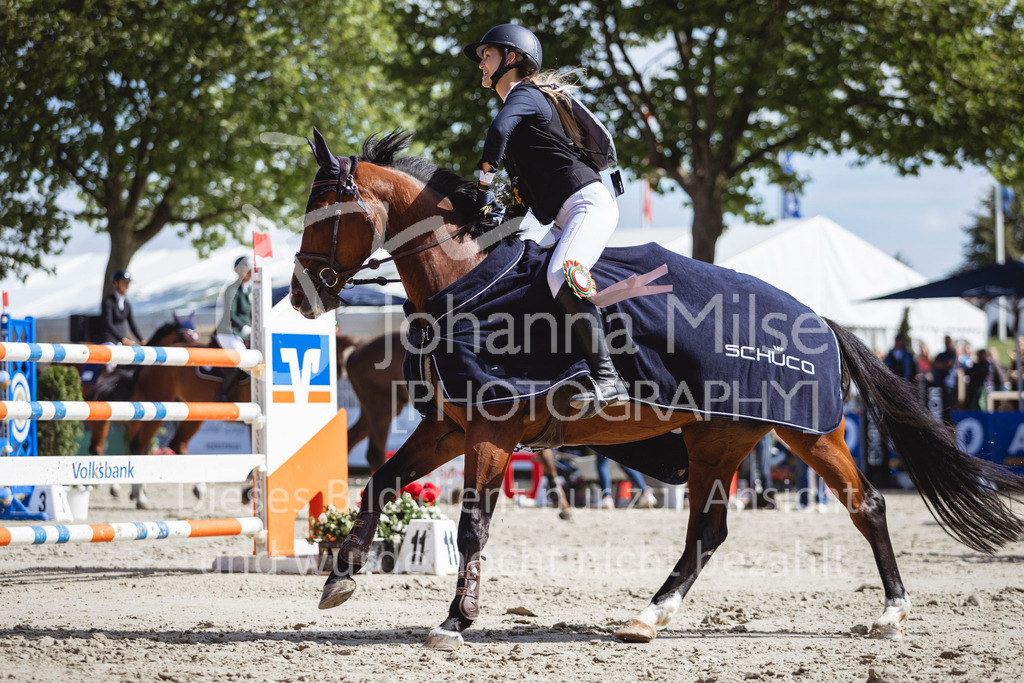 240714_BHO_M2-Spr-1-205 | Deine schönsten Turniermomente als professionelle Fotos! Entdecke hochwertige Pferdesport-Fotografie im Online-Shop. Jetzt Fotos finden & bestellen!