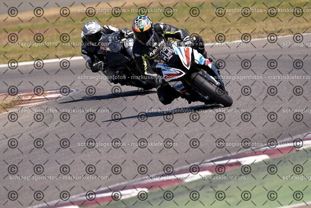 26bt04-1873 | markuskiefer.com - Realisiert mit Pictrs.com