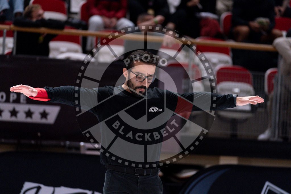 20241013PBB4070 | Athletes compete during the AJP Tour Europe Continental Jiu-Jitsu Amateurs & Masters Championship on October 13, 2024 in Almere near Amsterdam, Netherlands. © Chiara Dazi / photoblackbelt