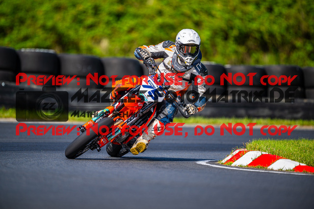 MaZZes_FotoMatrix_240430_6007705_2650 | Fotograf Mathias Schmid
Sportfotograf,
Eventfotograf,
Hochzeitsfotograf,
Portraitfotograf