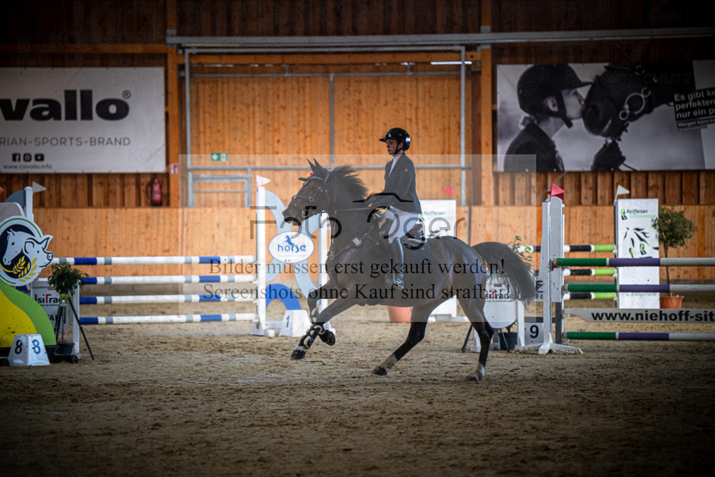 DOS_0506 | Entdecke hochwertige Reitturnierfotos von Foto Oger. Professionell, emotional und authentisch – jetzt Lieblingsmomente im Shop bestellen.Deutschlandweite Turnierfotografie. - Realisiert mit Pictrs.com