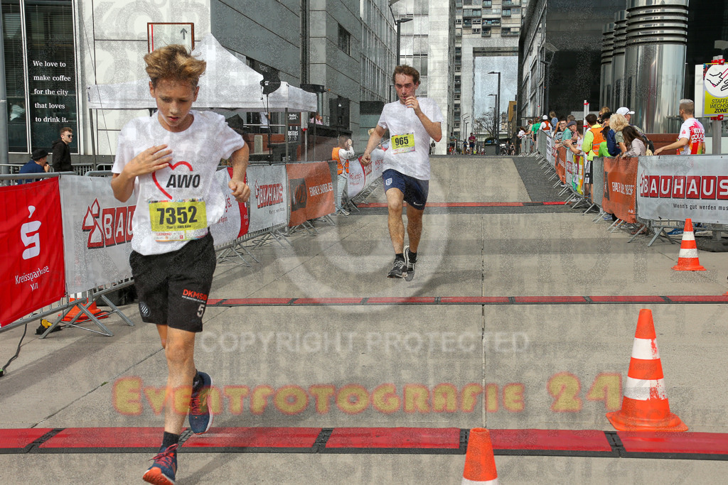 250920_1324_EX1_4408 | Sportfotografie im Rhein-Sieg Kreis, Köln, Bonn, NRW, Rheinland Pfalz, Hessen, etc. Unser Tätigkeitsfeld umfasst den Laufsport vom Volkslauf über den Marathon, Duathlon, Triathon bis zum Ultralauf wie Kölnpfad Ultra oder Schindertrail.