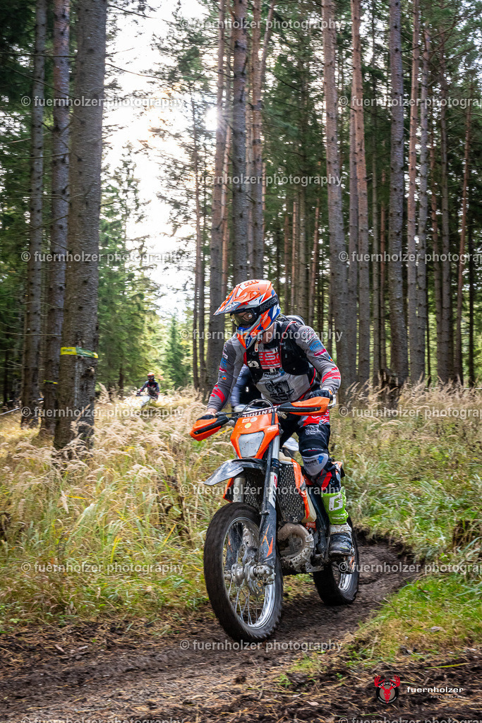 fuernholzer_251026-C1-158 | Fotografische Impressionen von der Red Stag Enduro Extreme by fuernholzer-photography.com. Endurosport in Österreich fotografisch festgehalten von fuernholzer. Auftragsfotografie für Private, Gewerbefotos und Industriefotografie. Eventfotografie, Sportfotografie und Motorsportfotografie. Anbieter von Fotoworkshops, Fototraining, fotografischen Vorträgen und Fotoseminaren.