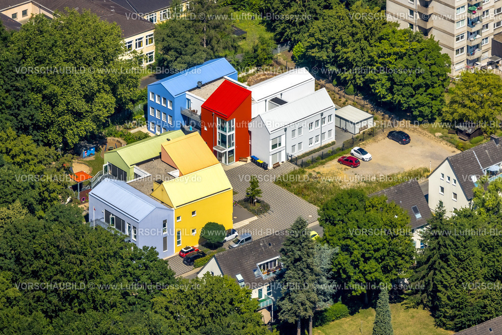 Essen230702744 | Luftbild, Bunte Häuser, Evang. Kinder- und Jugendclub und evang. Kindertagesstätte Samoastraße, Gerschede, Essen, Ruhrgebiet, Nordrhein-Westfalen, Deutschland