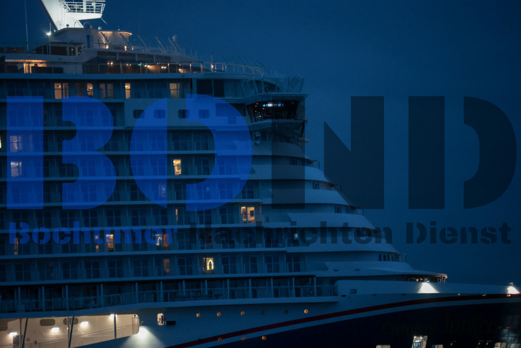  30.10.2023 - 
 | Sebastian Sendlak / Bochumer Nachrichtendienst (BOND) - Ueberfuehrung Carnival Jubilee - Meyer Werft Papenburg - Realisiert mit Pictrs.com