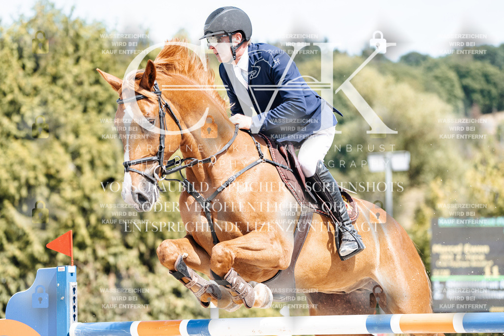 CK904827 | Turnierfotografie Pferdefotografie Trier Rheinland-Pfalz Pferdesport Reitsport Tierfotografie Sportfotografie Pferdevideo Pferdevideografie Equestrianvideography equestrianphotography  - Realisiert mit Pictrs.com
