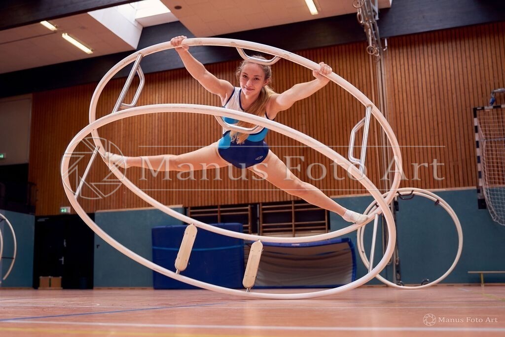 DSC01382 | Professionelle Sportfotografie in Hamburg, Schleswig-Holstein und Niedersachsen – spezialisiert auf Rhönrad, Geräteturnen, Leistungsturnen und rhythmische Sportgymnastik. Bundesweite Begleitung von Rhönrad-Events. Jetzt Sport-Fotos - Realisiert mit Pictrs.com