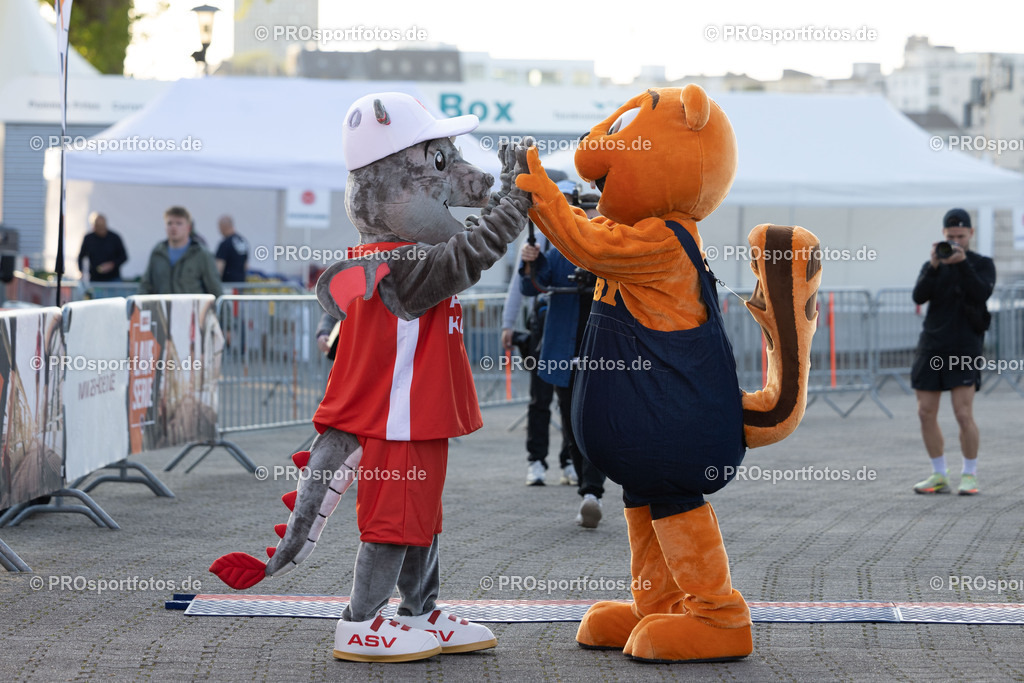 16. OBI Nachtlauf des ASV Koeln; Koeln, 17.05.23 | Impressionen vom 16. OBI Nachtlauf des ASV Koeln am 17.05.23 an Rheinpromenade und Tanzbrunnen in Koeln (Deutschland). Foto: BEAUTIFUL SPORTS/Ulrich Fassbender