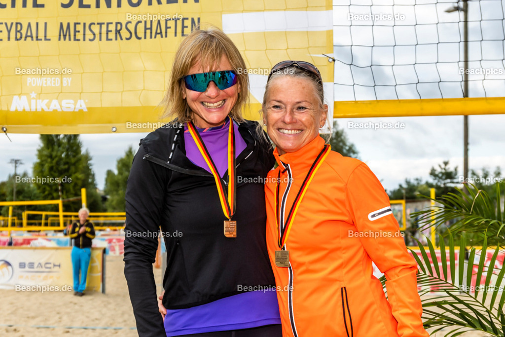 2022-00063210-Deutsche-Seniorinnen-Meisterschaft |  11.09.2022; Berlin Foto: Gerold Rebsch - www.beachpics.de
