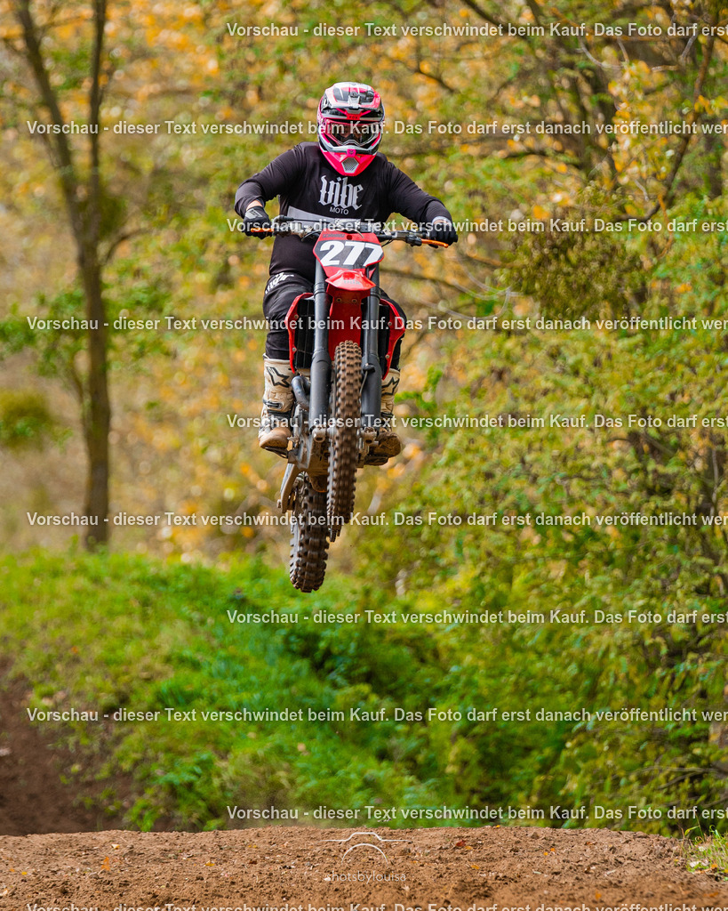 10_25_MCBernauerSchleife-6716 | Sportfotografin aus Berlin-Brandenburg mit Fokus auf Motocross. Ich halte deine sportliche Leistung und echte Emotionen auf und neben der Strecke professionell fest. Entdecke die Fotos von deinem Rennen und bestelle sie direkt hier im Shop.