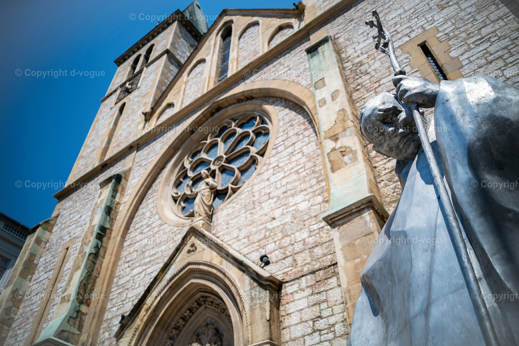 Herz-Jesu-Kathedrale (Sarajevo) | d-vogue - Realisiert mit Pictrs.com