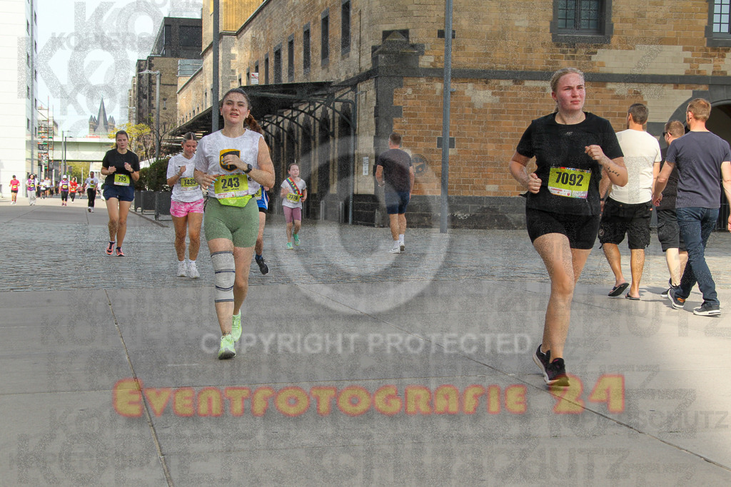 250920_1337_EV4_6279 | Sportfotografie im Rhein-Sieg Kreis, Köln, Bonn, NRW, Rheinland Pfalz, Hessen, etc. Unser Tätigkeitsfeld umfasst den Laufsport vom Volkslauf über den Marathon, Duathlon, Triathon bis zum Ultralauf wie Kölnpfad Ultra oder Schindertrail.