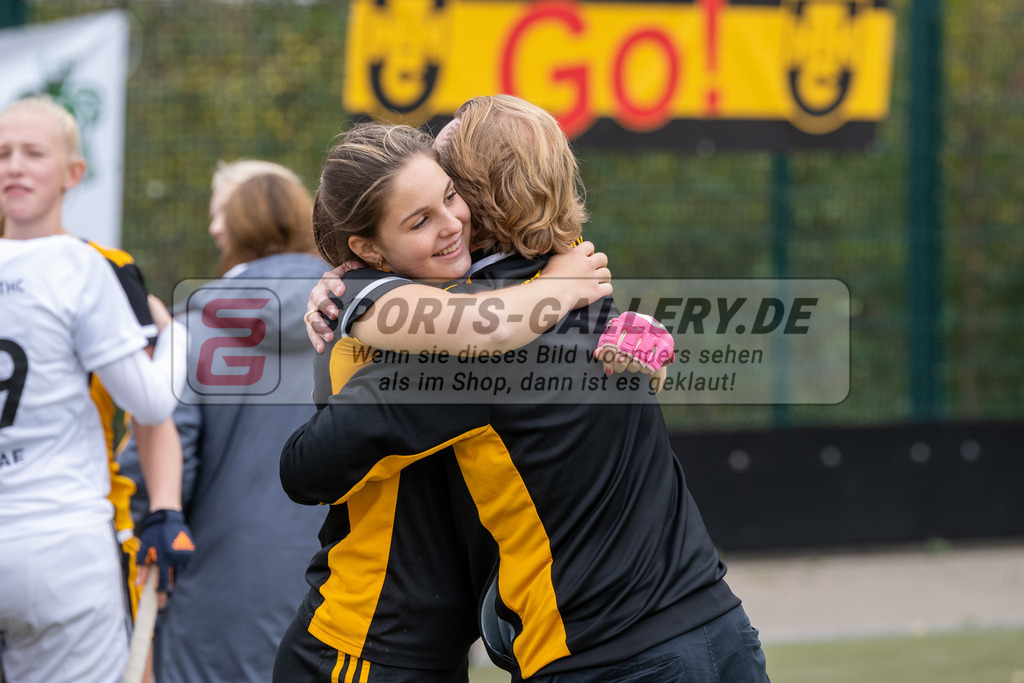 SFE_20231022_0226 | Deutsche Meisterschaft Weibliche U16 Finale Berliner HC - Harvestehuder THC am 22.10.2023 in Köln (Düsseldorfer Hockeyclub 1905 e.V.), Photo: Stephan Fehrmann 2023 (Sports-Gallery)