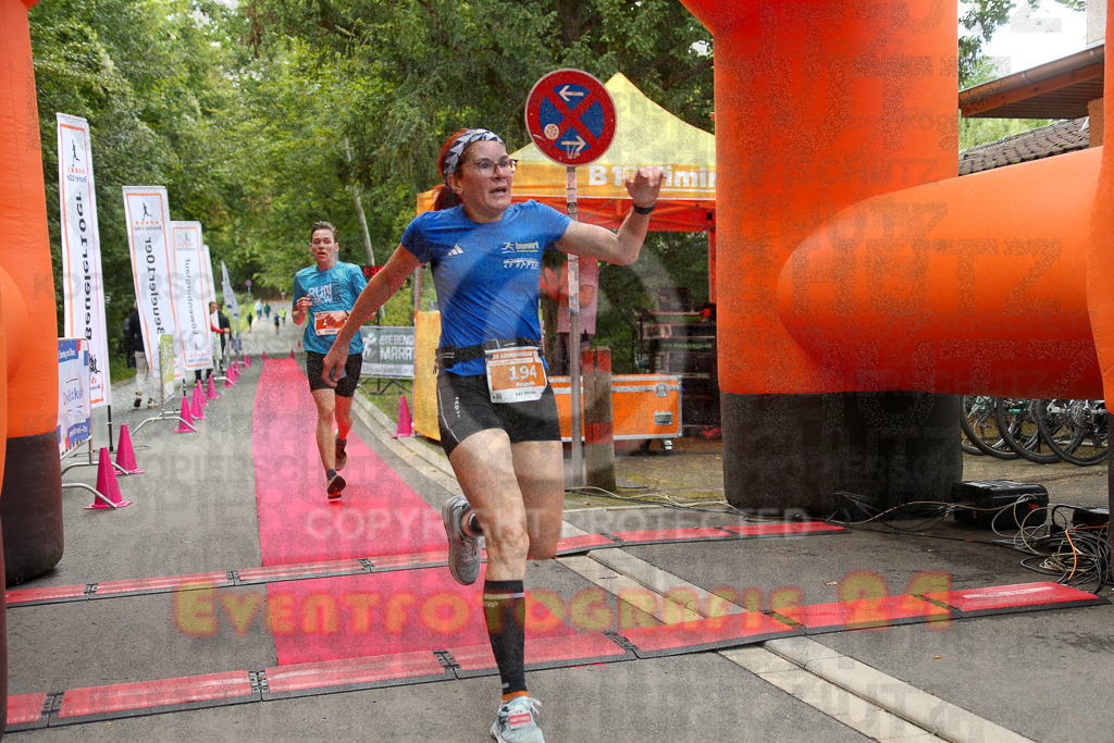 250914_1230_EX1_3107 | Sportfotografie im Rhein-Sieg Kreis, Köln, Bonn, NRW, Rheinland Pfalz, Hessen, etc. Unser Tätigkeitsfeld umfasst den Laufsport vom Volkslauf über den Marathon, Duathlon, Triathon bis zum Ultralauf wie Kölnpfad Ultra oder Schindertrail.