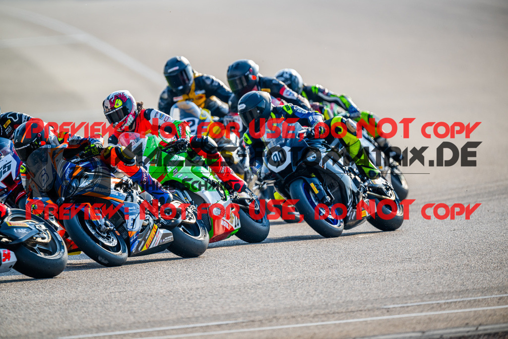 MaZZes_FotoMatrix_240504_6007705_5747 | STK1000
