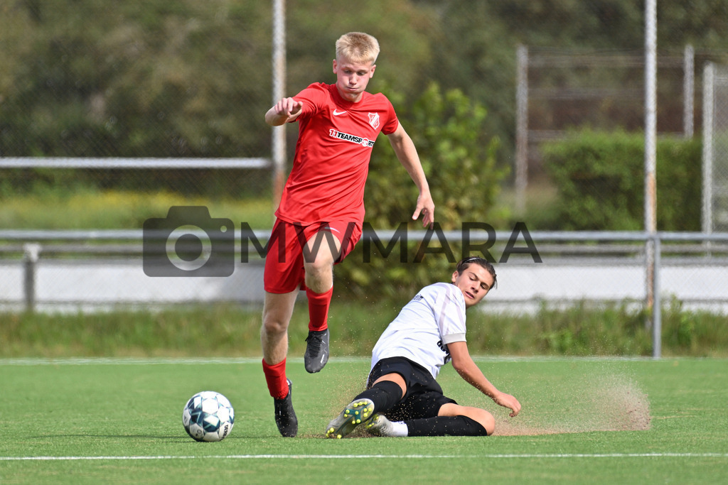 MW9_5338 | MWMARA - Realisiert mit Pictrs.com