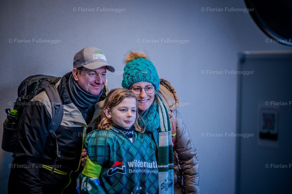 2025-03-01-Bärencup Wil-272 | "Fussifoto.com – Ihr Ansprechpartner für hochwertige Fotografie! Entdecken Sie kreative Bilder und professionelle Dienstleistungen. Kontaktieren Sie uns für Ihre Projekte!"