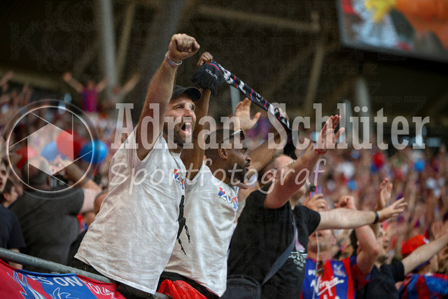 27.05.2026, EUR, Fussball, Herren, Conference League Finale, Saison 2025/2026, Crytsal Palace F.C. - Rayo Vallecano de Madrid | die Fans von Crystal Palace FC