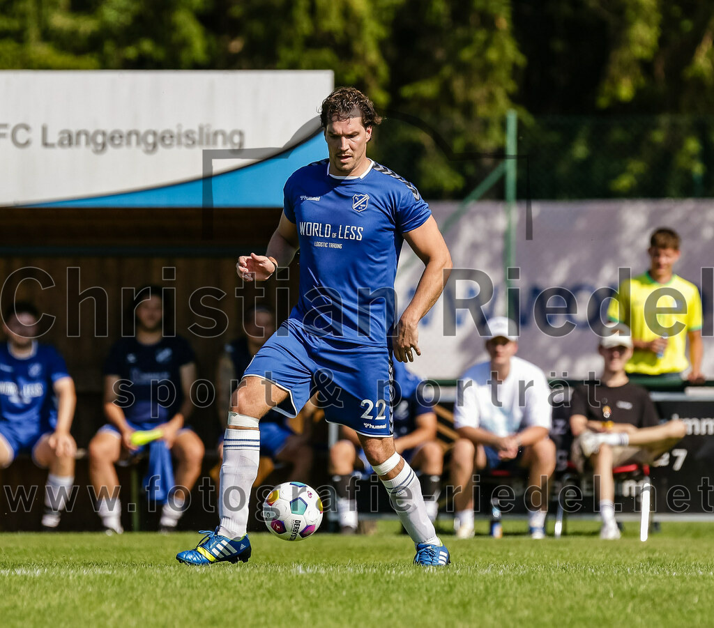 2023-09-09_016_FC_Langengeisling_III_gegen_FC_Fraunberg_II | Erding, Deutschland, 09.09.2023:
Fußball, C-Klasse 2023 / 2024, 6. Spieltag, FC Langengeisling III gegen FC Fraunberg II, Endergebnis: 1:2

Foto: Christian Riedel / fotografie-riedel.net