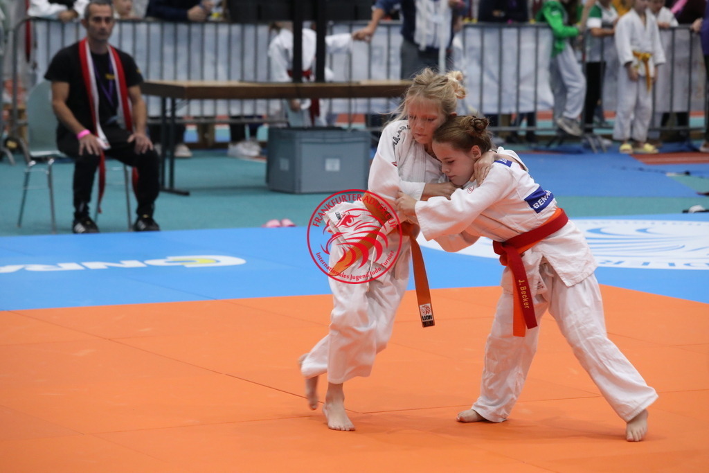 1J7A3022 | Fotos vom Adler Cup - Pictures from Adler Cup

Hier findet Ihr alle Eindrücke und großen Momente der Adler Cup Wochenenden. Here you will find all impressions and great moments of the Adler Cup weekends. - Realisiert mit Pictrs.com