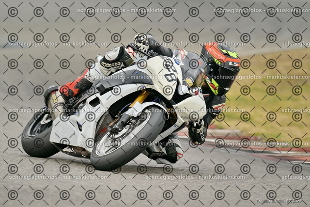 25bt05-0120 | markuskiefer.com - Realisiert mit Pictrs.com
