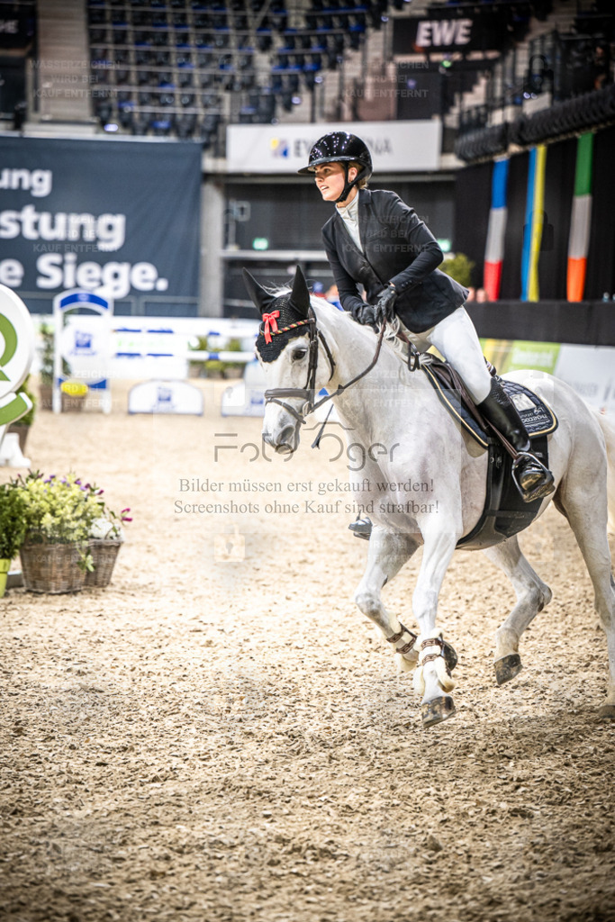 DOS_2134 | Entdecke hochwertige Reitturnierfotos von Foto Oger. Professionell, emotional und authentisch – jetzt Lieblingsmomente im Shop bestellen. - Realisiert mit Pictrs.com