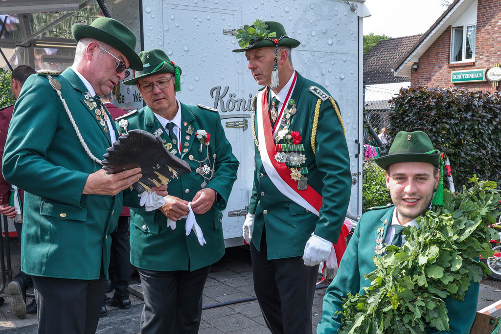 top-top.de 240601-110 | Foto, Video, Fotografie, Videografie, Fotobox, DJ, Discjockey, Musik, Musikbox, Veranstaltung, Photobooth, Amazon, Ebay, Buchtipp, Bestseller, Autor, Verlag, Buch, Wesel, Hamminkeln, NRW, Dinslaken, Rees, Drohne, Hochzeit, Party, Fotobox, Wesel, Fotograf