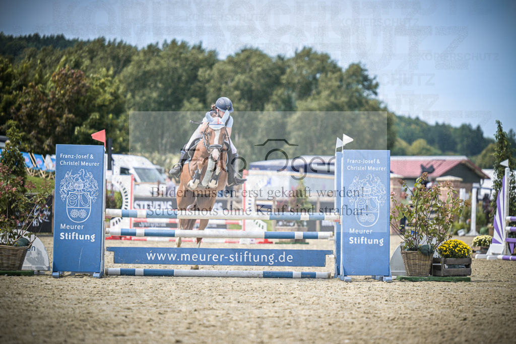 DOS_5023 | Entdecke hochwertige Reitturnierfotos von Foto Oger. Professionell, emotional und authentisch – jetzt Lieblingsmomente im Shop bestellen.Deutschlandweite Turnierfotografie. - Realisiert mit Pictrs.com