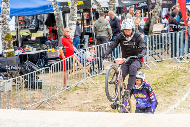 BayBMX2026-05508 | Fotogalerie von Thomas Dettweiler mit Eventbildern und lizenzfreien Fotos. Perfekt als Wandbild, für Büro, Website oder private Nutzung. - Realisiert mit Pictrs.com