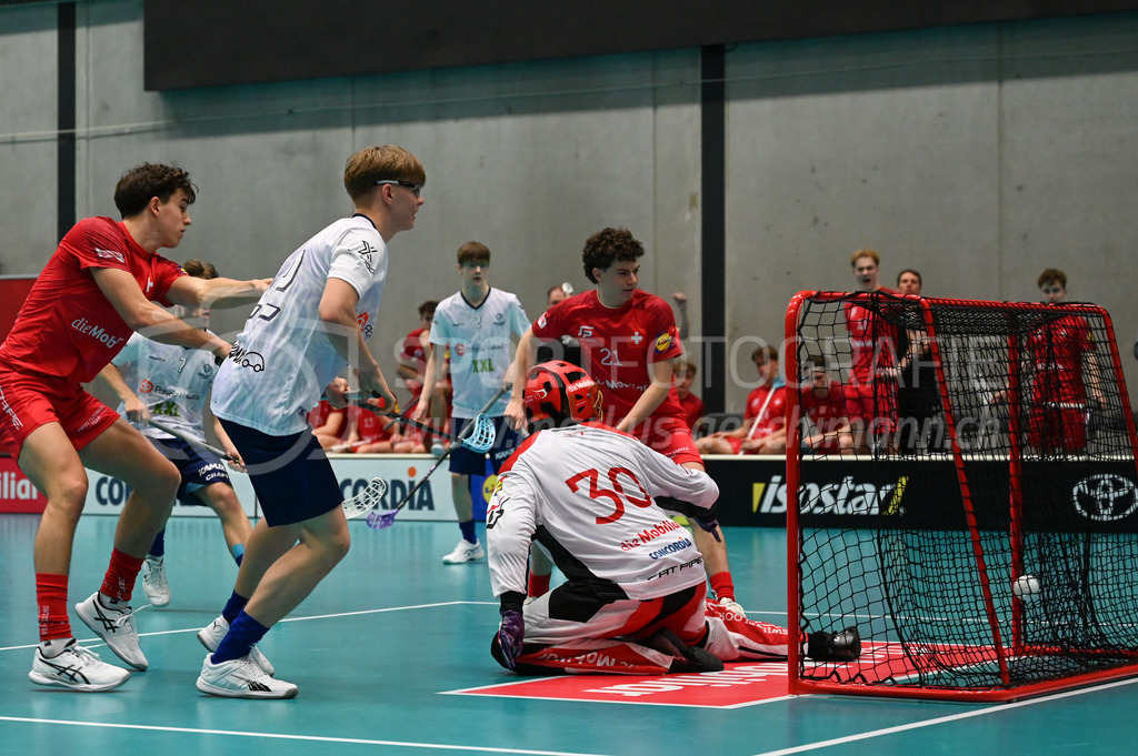 Switzerland B U19 vs Finland U19 - 2. February 2024 | Switzerland B U19 vs Finland U19
U19 Men International Matches in Switzerland
GoEasy Arena, Siggenthal Station
Goal for Finland forward #22 Ville Heiska.
Credit: Markus Aeschimann | <a href="https://www.markus-aeschimann.ch">Sportfotografie Markus Aeschimann</a> | <a href="https://www.instagram.com/sportfotografie.aeschimann">@sportfotografie.aeschimann</a> - Realisiert mit Pictrs.com
