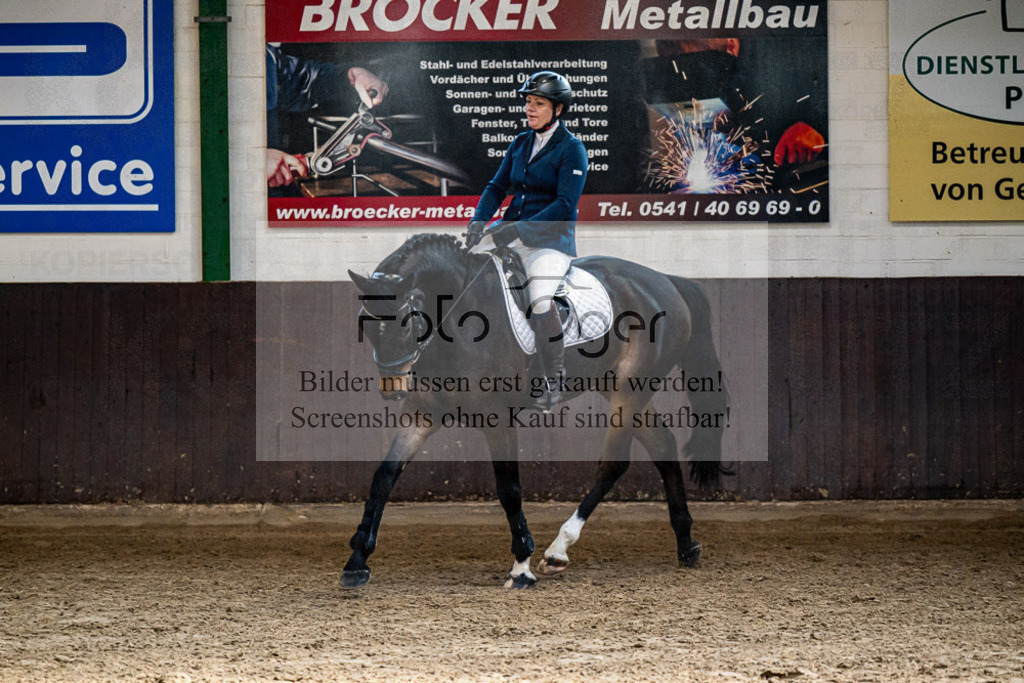 20240308-DOS_3843 | Entdecke hochwertige Reitturnierfotos von Foto Oger. Professionell, emotional und authentisch – jetzt Lieblingsmomente im Shop bestellen.Deutschlandweite Turnierfotografie. - Realisiert mit Pictrs.com