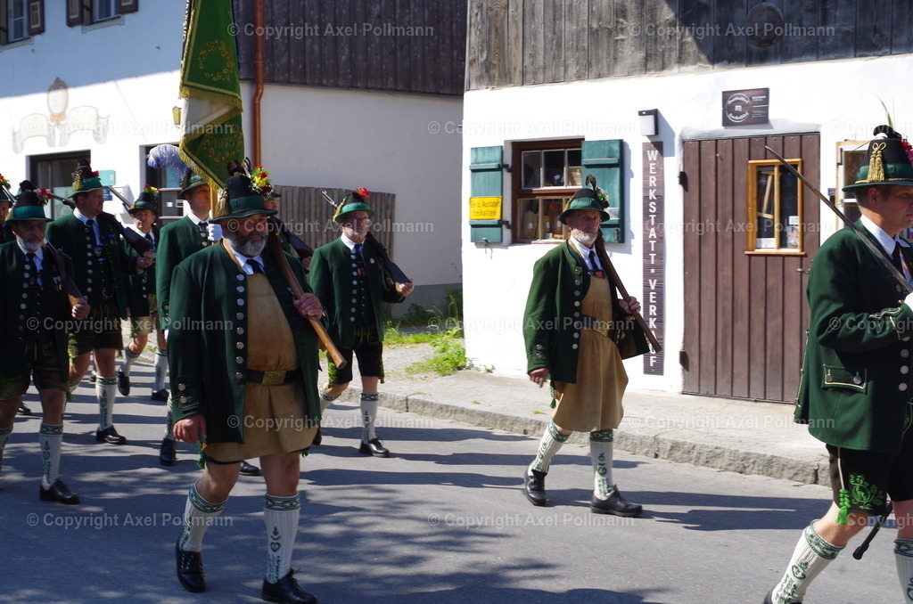 IMGP3749 | fotografiert von Axel PollmannLeonhardi Wallfahrt Benediktbeuern und Murnau, Fronleichnam, Fasching, Landschaft im Loisachtal und Benediktbeuern  - Realisiert mit Pictrs.com