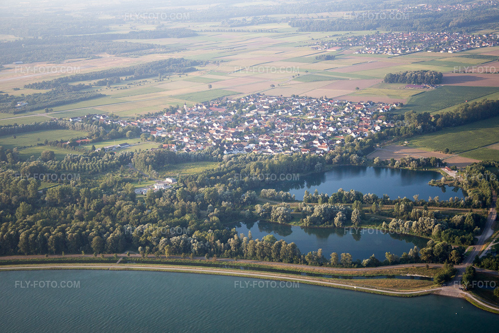 Aerial view: View of the town in Fort-Louis in the state Bas-Rhin, France.Photo: IMG_093100.jpg taken on 08/16/2016 by Werner Riehm/FLY-FOTO.comResolution of the original: 5472 x 3648 px