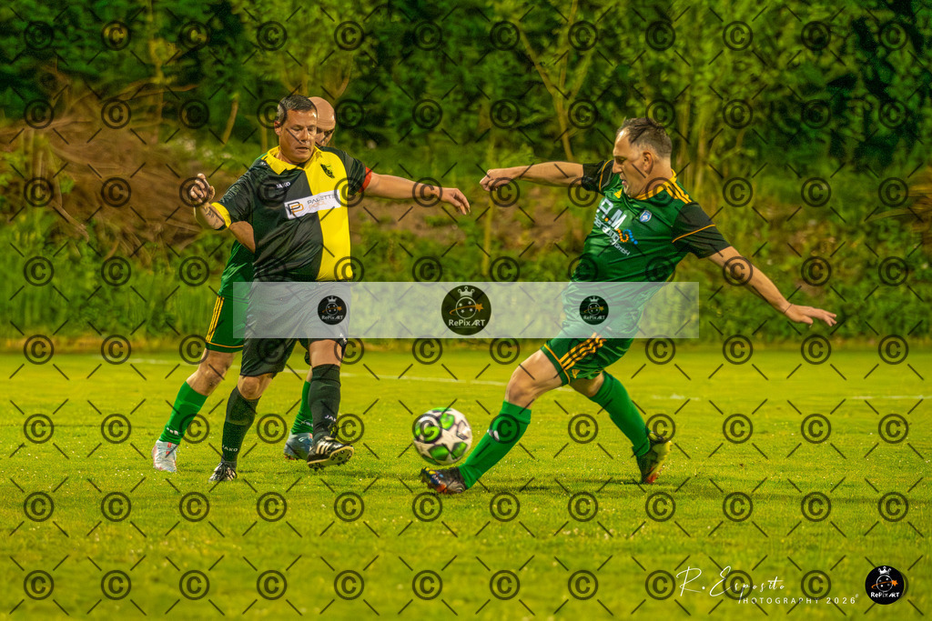 20260501_FCA-40_vs_FCLjL_047-158 | Sport und Naturfotografie von Roberto Esposito zeigt echte Momente Bewegung und die Schönheit der Natur. Ausdrucksstarke Bilder schaffen Emotionen.
