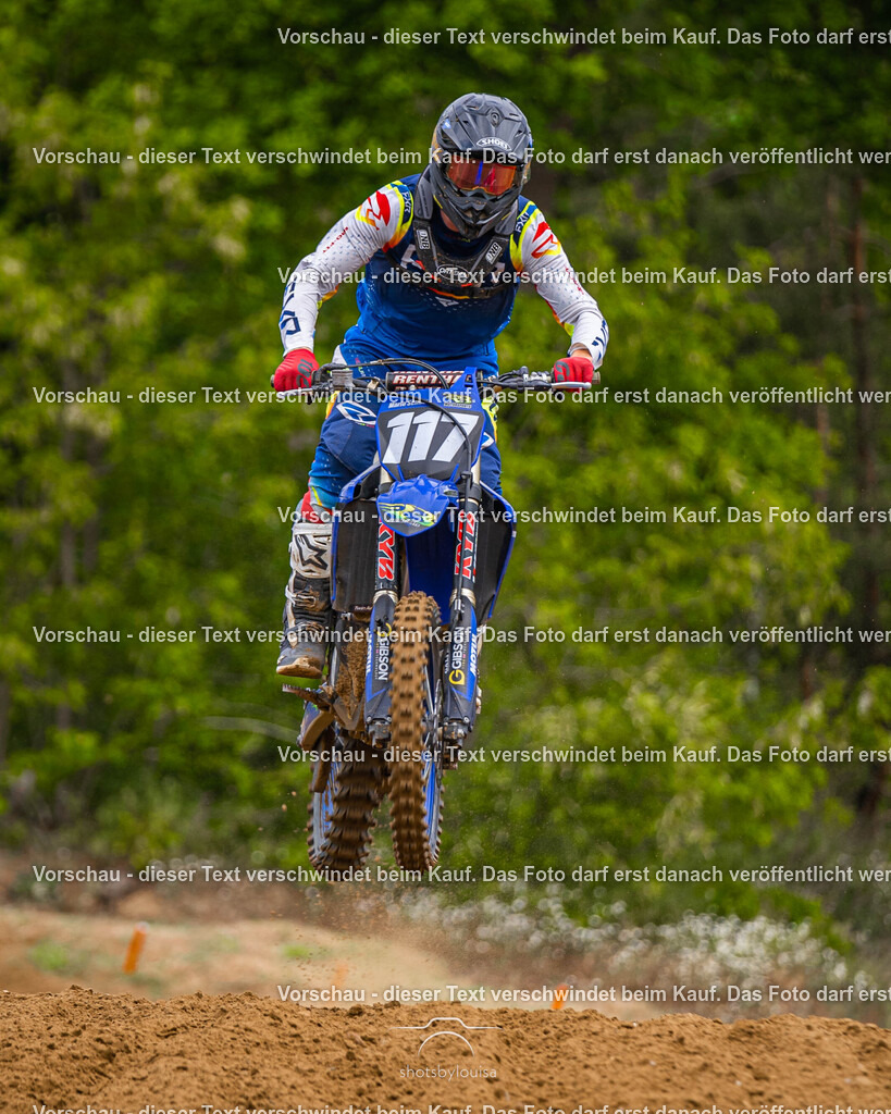 05_17_GroßGlienicke_clubsport-9594 | Sportfotografin aus Berlin-Brandenburg mit Fokus auf Motocross. Ich halte deine sportliche Leistung und echte Emotionen auf und neben der Strecke professionell fest. Entdecke die Fotos von deinem Rennen und bestelle sie direkt hier im Shop.