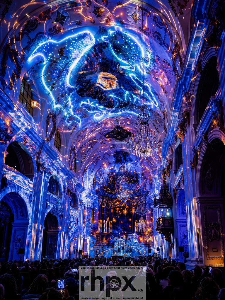 Lilu Lichtvestival 2026 | Stimmungsvolle Fotokunst aus Luzern. Erlebe den Pilatus, den See und die Stadt Luzern in exklusiven Aufnahmen in der Fotogalerie & Shop. - Realisiert mit Pictrs.com