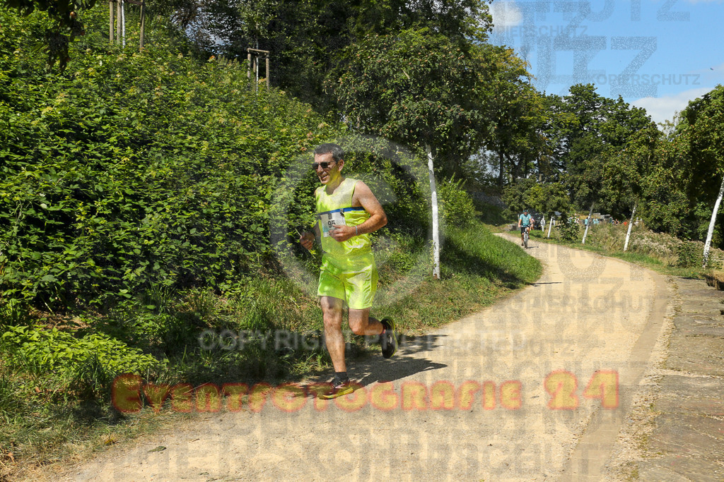 250824_1233_EX1_9708 | Sportfotografie im Rhein-Sieg Kreis, Köln, Bonn, NRW, Rheinland Pfalz, Hessen, etc. Unser Tätigkeitsfeld umfasst den Laufsport vom Volkslauf über den Marathon, Duathlon, Triathon bis zum Ultralauf wie Kölnpfad Ultra oder Schindertrail.